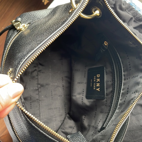 Black shoulder bag - Picture 4 of 5